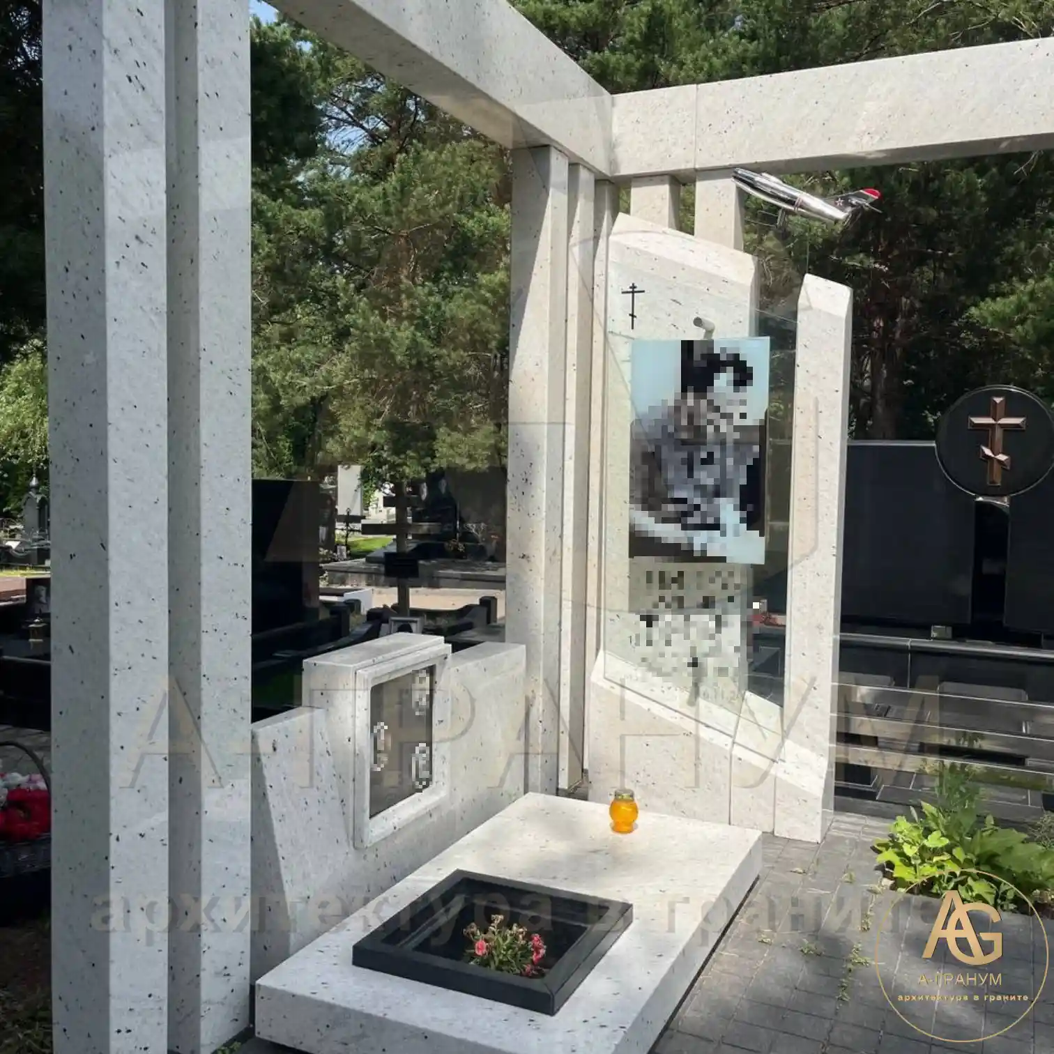 Мемориальный комплекс в стиле Хай-тек