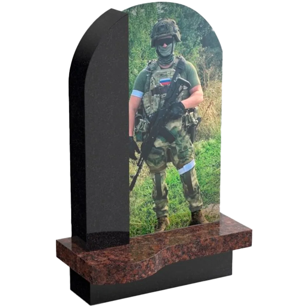 Модель памятника Два для военного, участника СВО